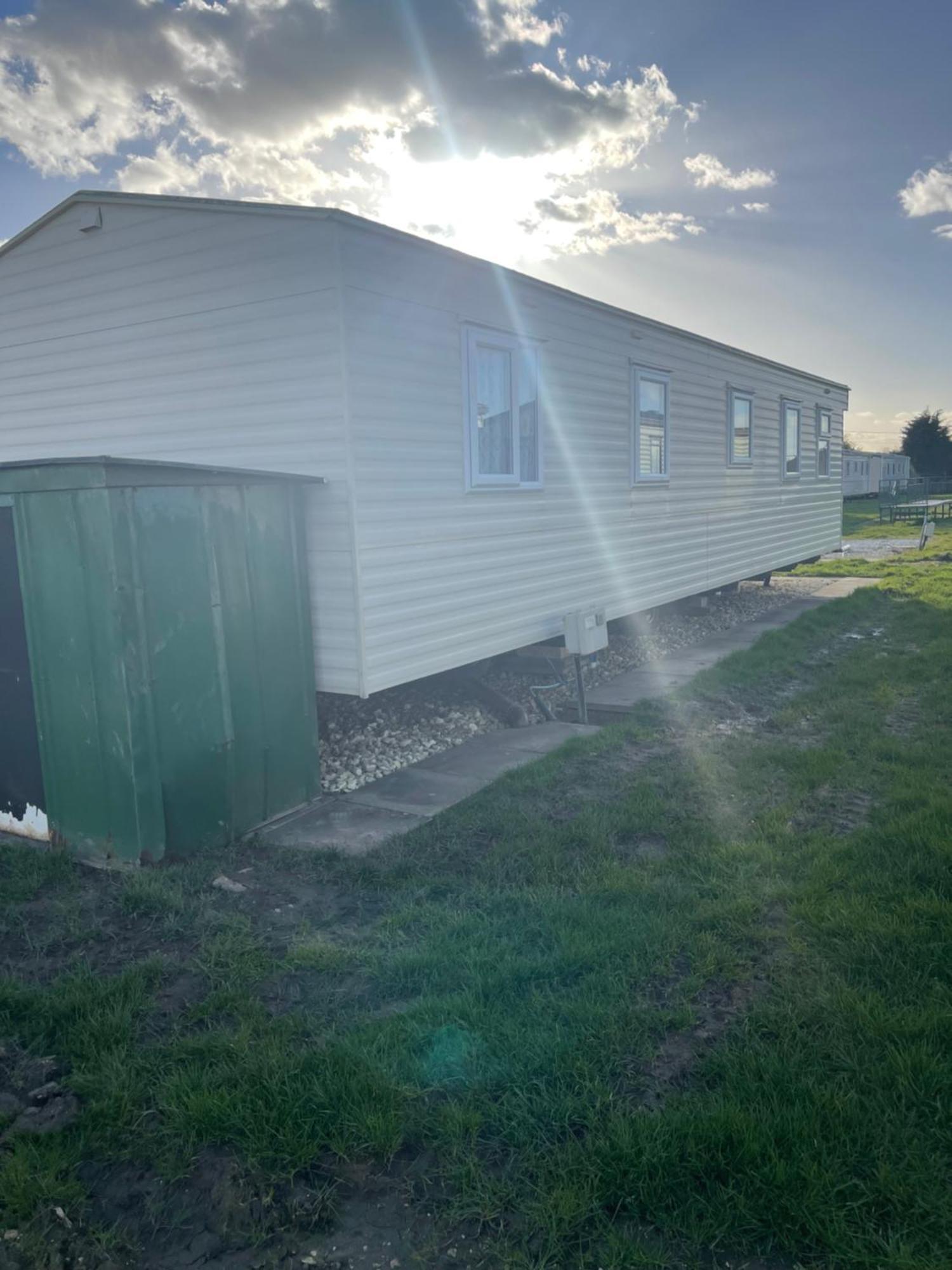Grey 1 Caravan 3 Bedrooms 6 Berth