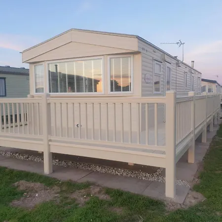 Grey 1 Caravan Ingoldmells 3 Bedrooms 6 Berth Exterior photo